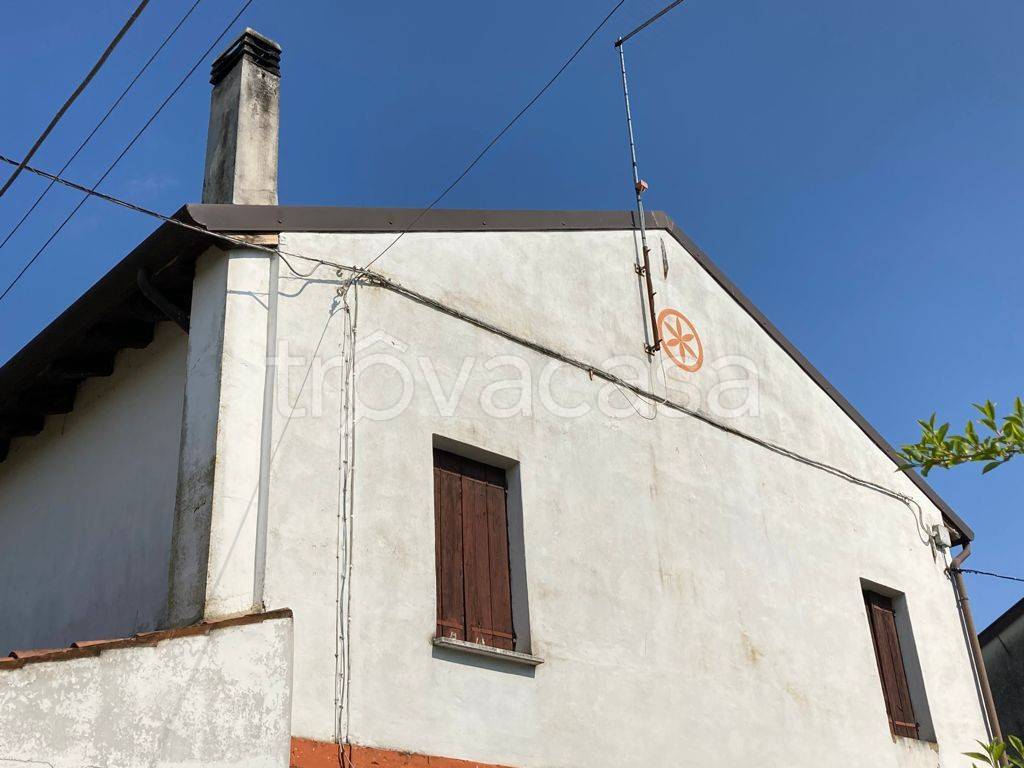 Magazzino in in vendita da privato a Motta di Livenza via Riviera Lorenzaga, 41