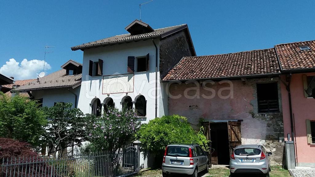 Villa in in vendita da privato a Limana via Triches, 76