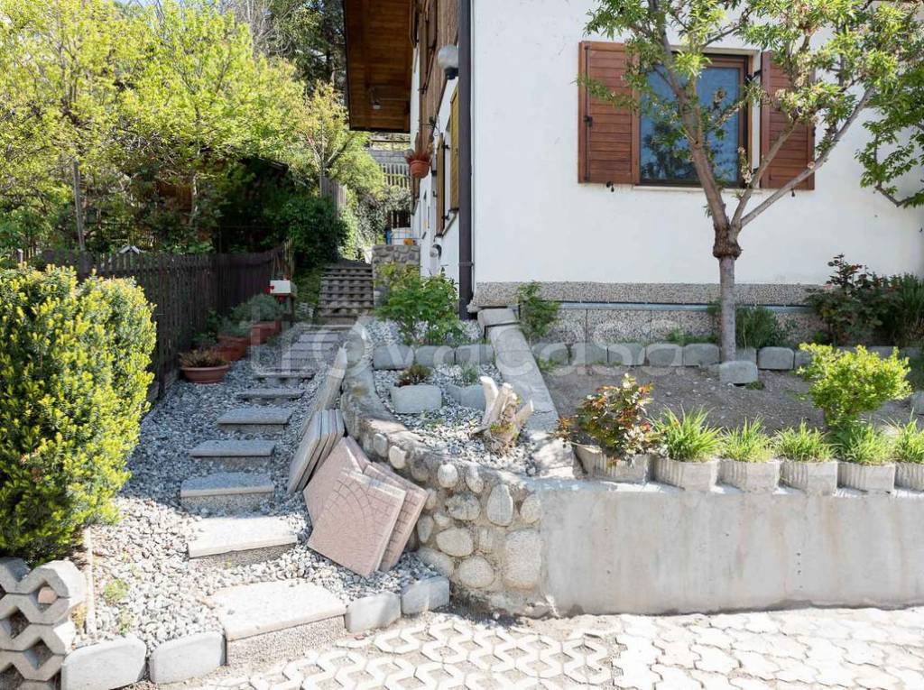 Casa Indipendente in vendita a Bressanone via Beato Artmanno
