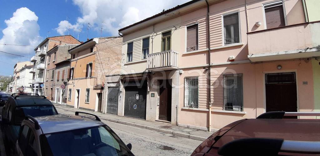 Casa Indipendente in vendita a Ferrara via Arianuova, 104