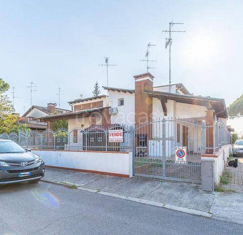 Villa a Schiera in vendita a Comacchio via Giovanni Verga