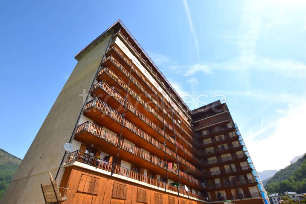 Appartamento in vendita a Limone Piemonte corso Nizza, 170