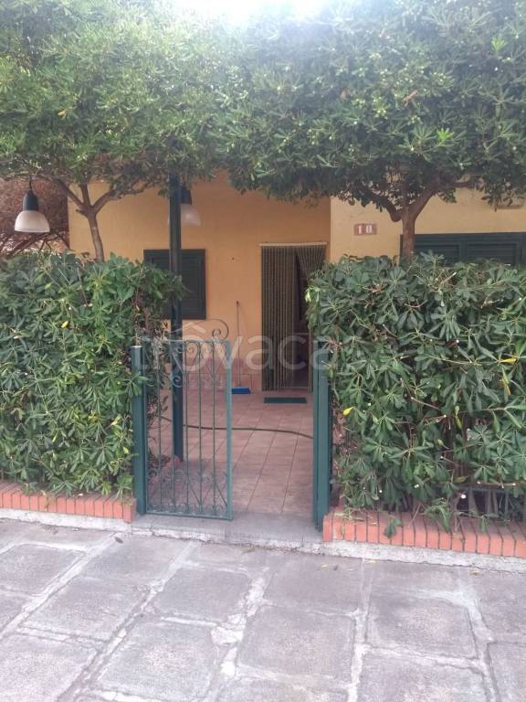 Villa a Schiera in in vendita da privato ad Augusta contrada Castelluccio