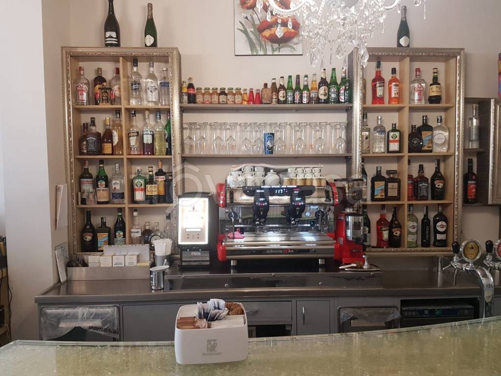Bar in in vendita da privato a Bergamo via Borgo Santa Caterina, 42