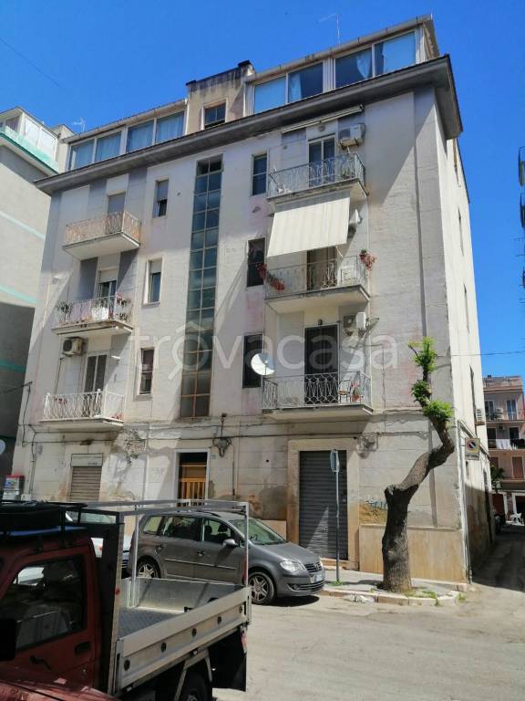 Appartamento in vendita a Foggia via Pietro Scrocco