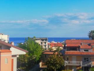 Appartamento in vendita a giardini-naxos via nixa