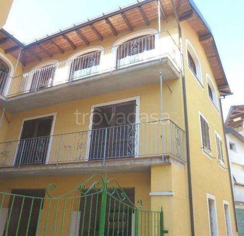 Villa in vendita ad Arola via Cantone 10