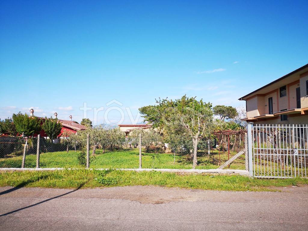 Terreno Residenziale in vendita a Roma via Ulassai