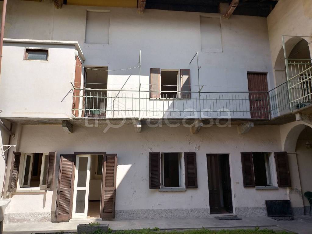 Casa Indipendente in vendita a Borgo Ticino via Giacomo Matteotti