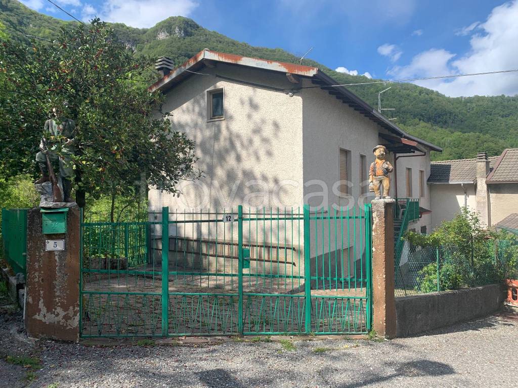 Appartamento in in vendita da privato a Sant'Omobono Terme via Fraccio, 12
