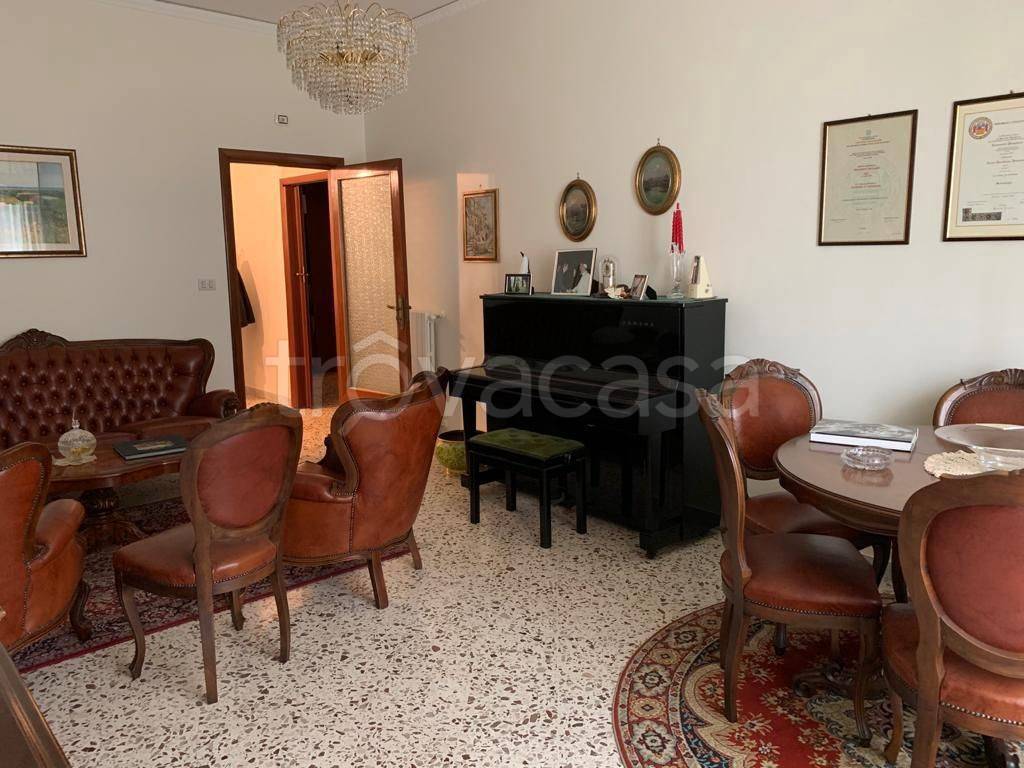 Appartamento in in vendita da privato a Salerno via Michelangelo Testa