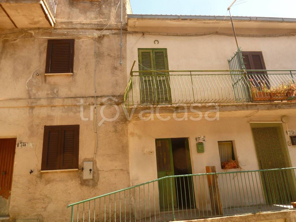Casa Indipendente in vendita a Carsoli località Villa Romana