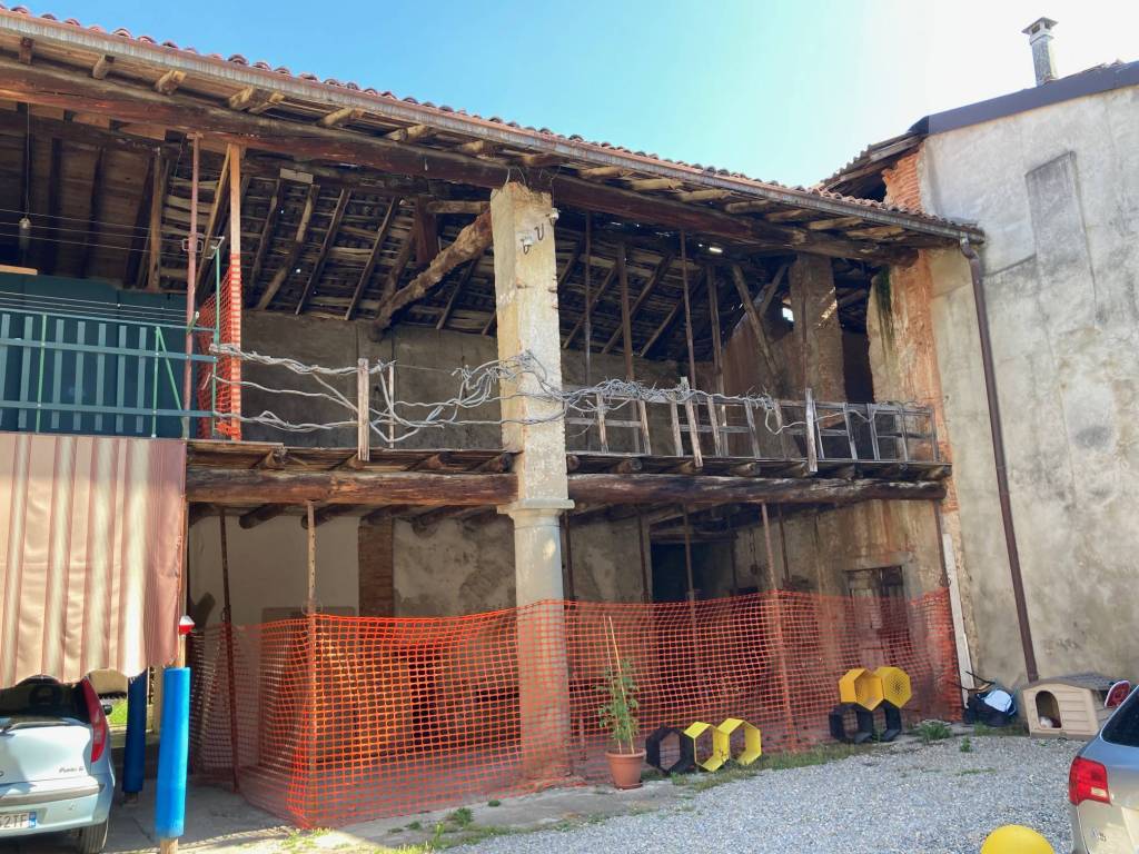 Casa Indipendente in vendita a Cividate al Piano via Pontoglio