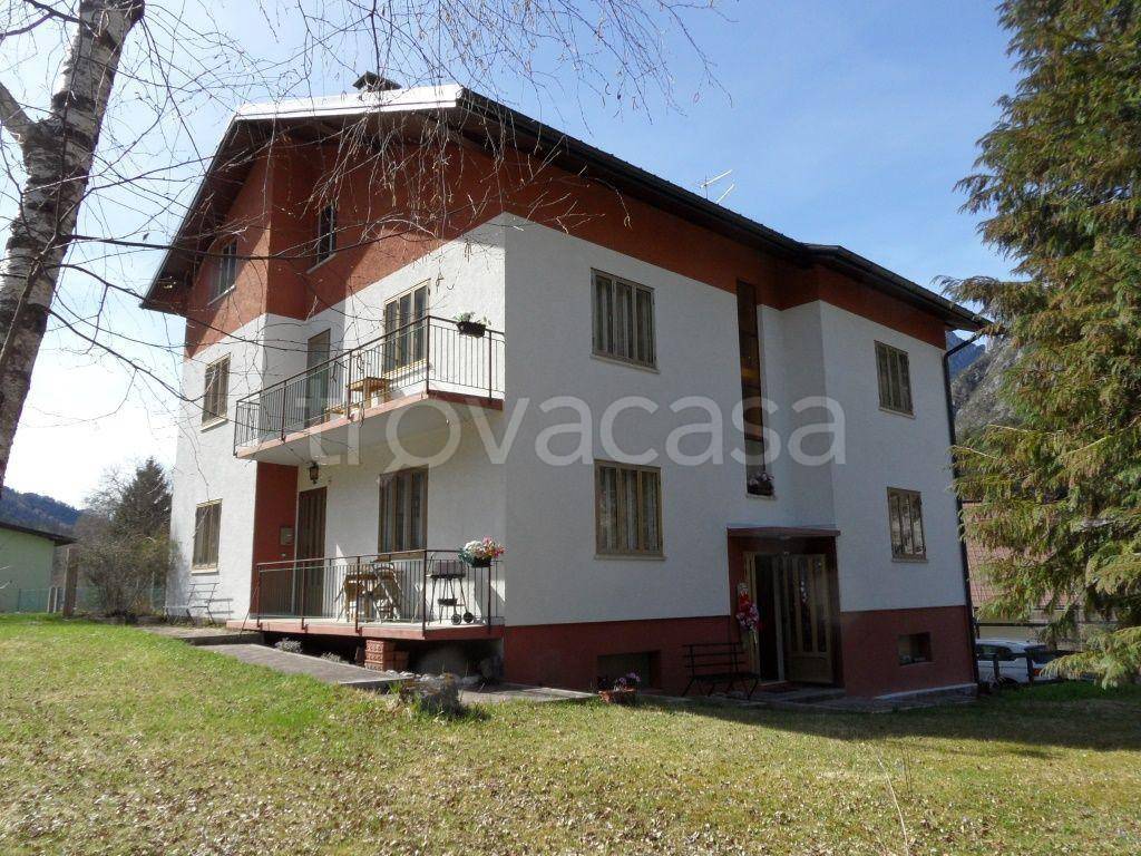 Casa Indipendente in in vendita da privato a Malborghetto Valbruna via Sorgenti Solforose, 4