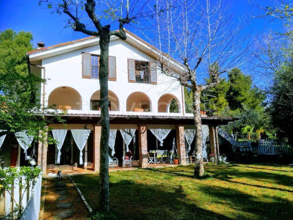 Villa in in vendita da privato a Spoltore via Santa Lucia, 84