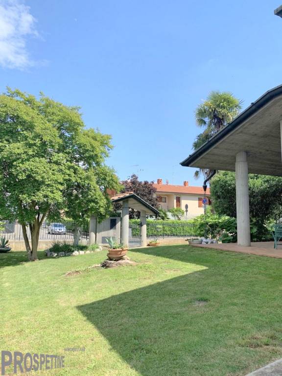 Villa in vendita a Castrezzato