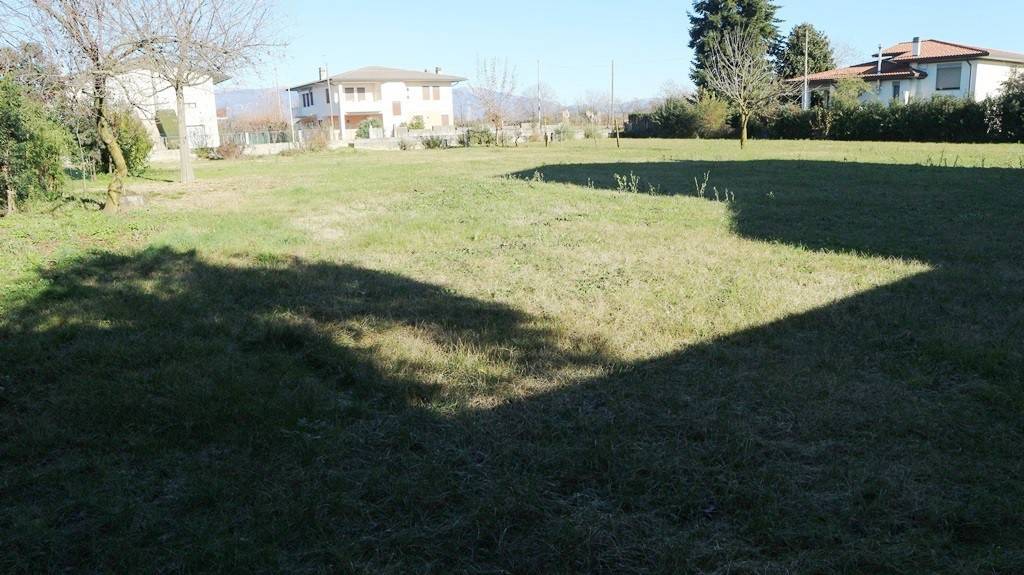 Terreno Residenziale in vendita a Tezze sul Brenta via Guglielmo Marconi, 59