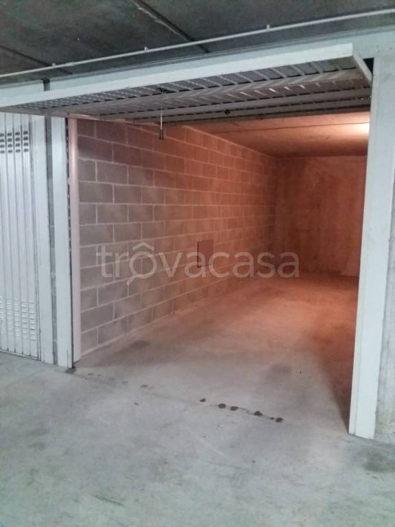 Garage in vendita a Lissone via Paolo Mantegazza, 24