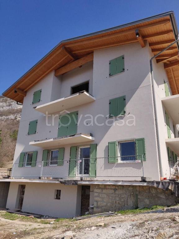 Villa Bifamiliare in in vendita da privato a Rovereto salita al Finonchio, 8