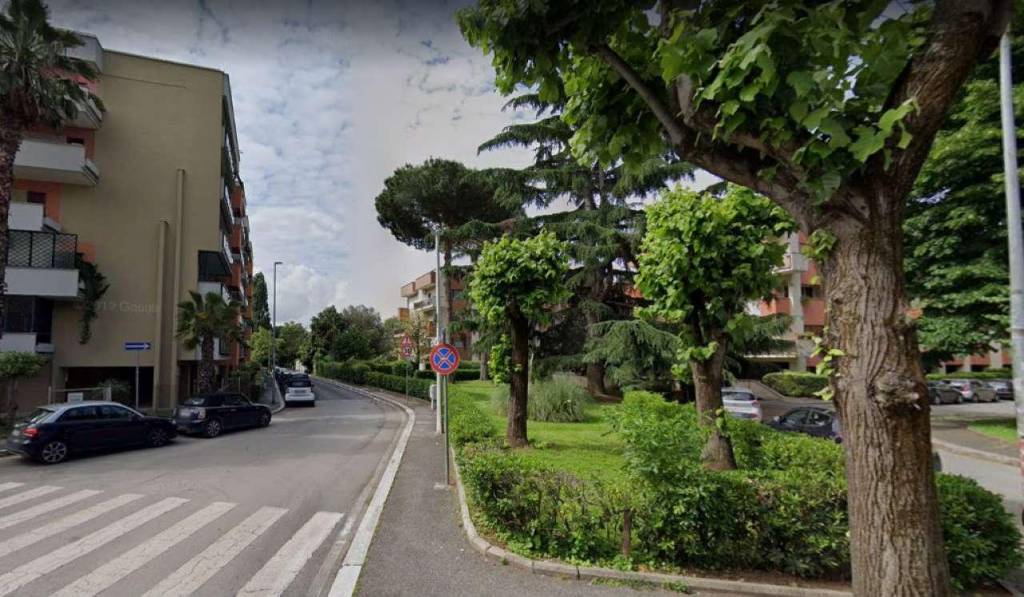 Appartamento in vendita a Roma via riccardo forster