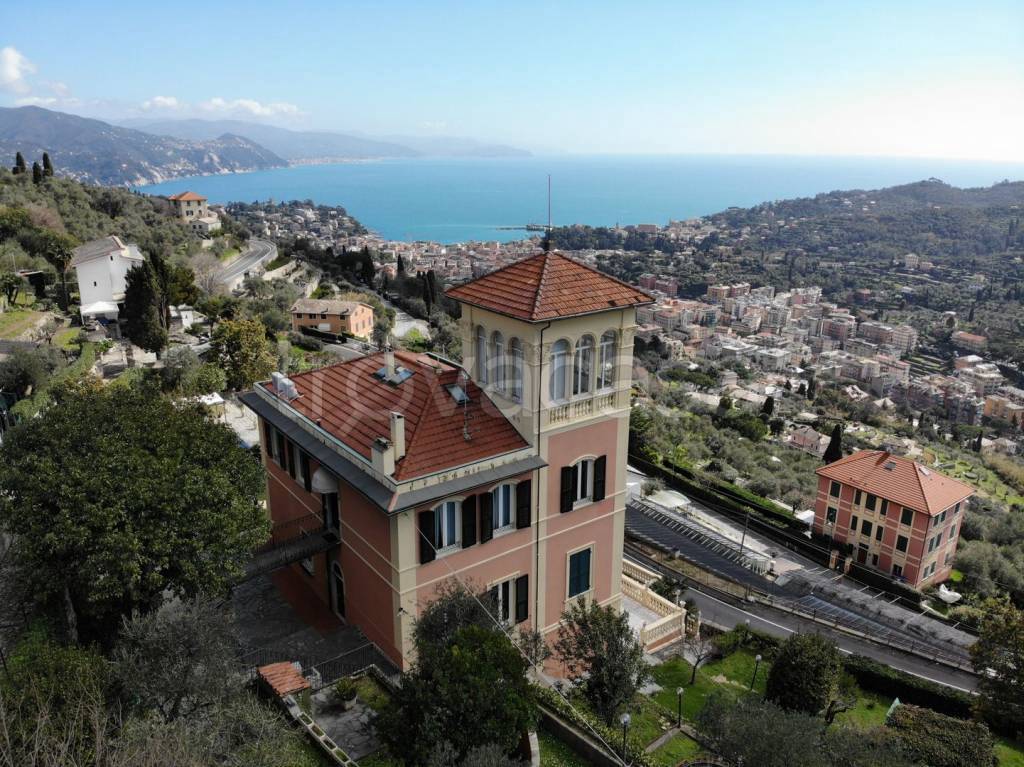 Villa in vendita a Santa Margherita Ligure via Torre San Gioacchino