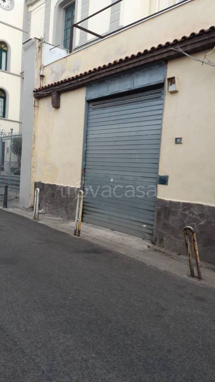 Garage in vendita a Torre del Greco via San Giuseppe alle Paludi