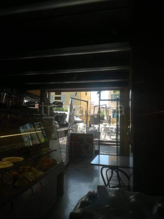 Bar in in vendita da privato a Modena via Pietro Giardini, 49