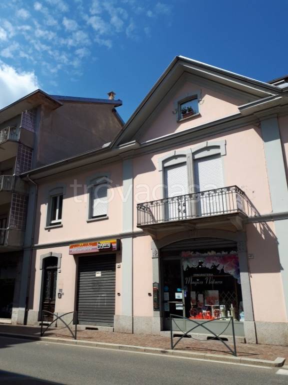 Ufficio in vendita a Borgosesia via Geometra Sesone, 3