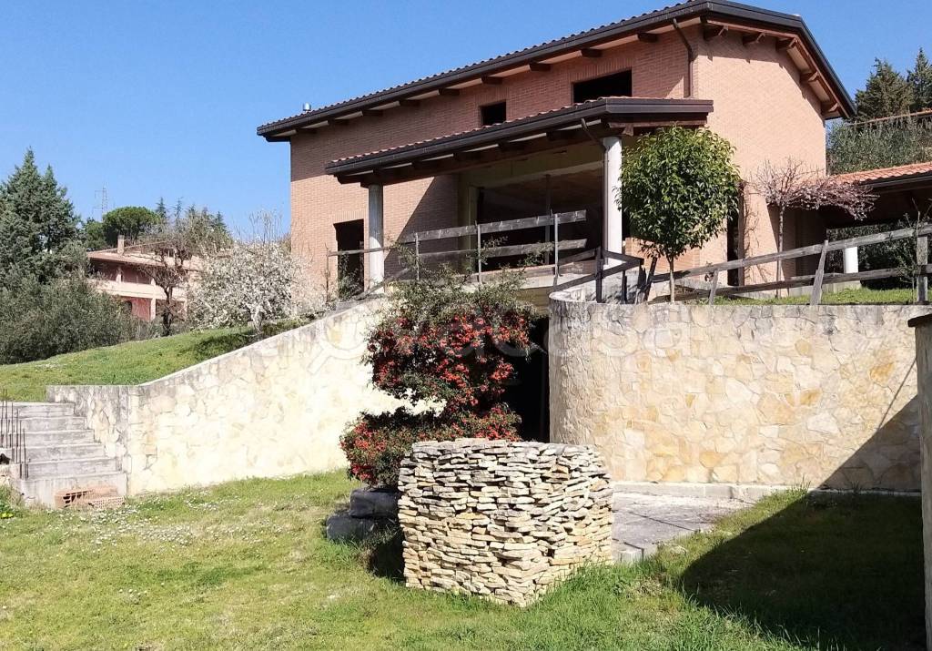 Villa in vendita a Perugia via Saturnia