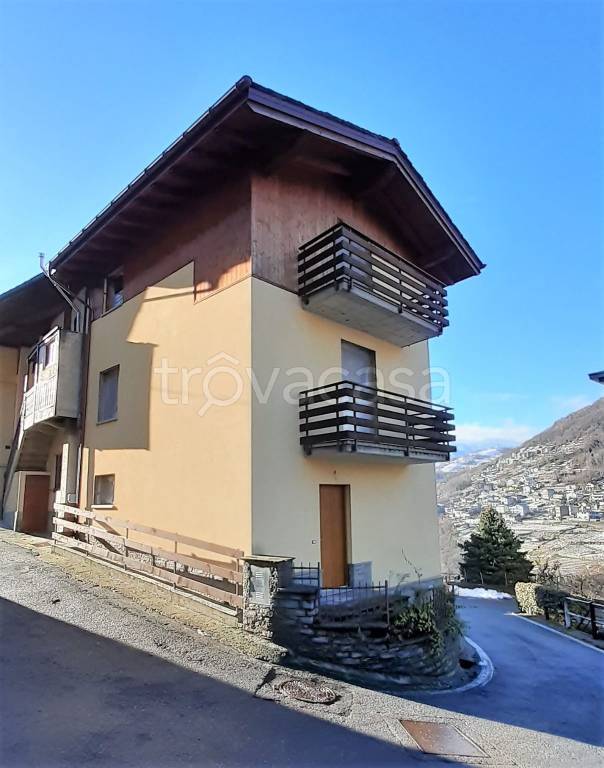 Villa a Schiera in vendita a Sondrio via Pozzoni