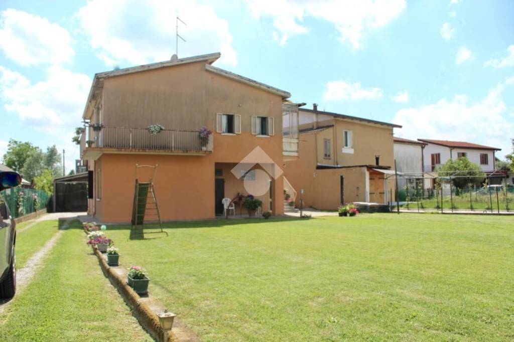Villa in vendita a Padova lungargine Sabbionari