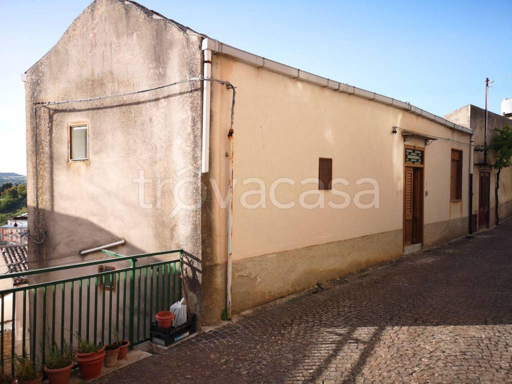 Casa Indipendente in vendita a Giuliana via Dell'Orto, 1