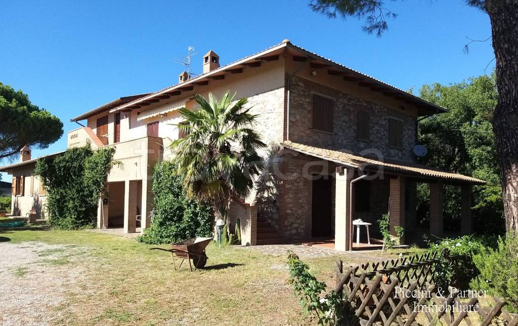 Casale in vendita a Castiglione del Lago località Croce
