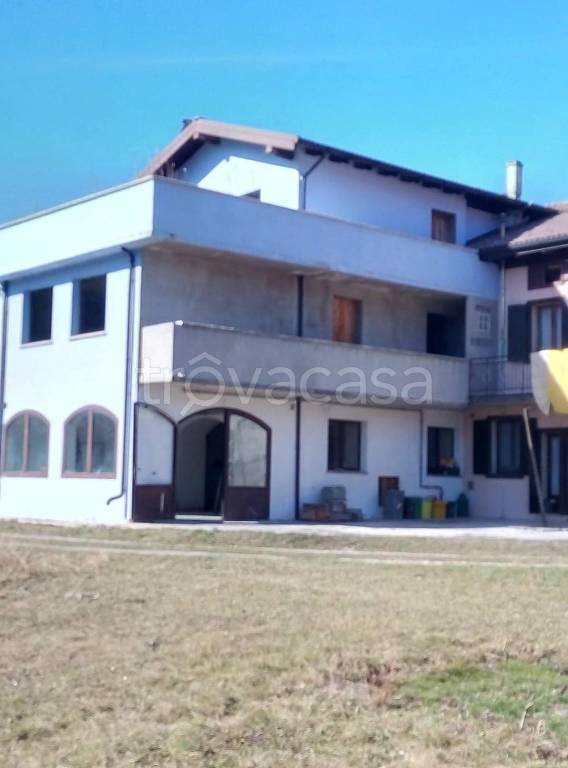 Villa a Schiera in in vendita da privato a Tolmezzo via Francesco Zamparo, 10