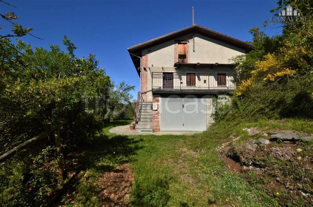 Casa Indipendente in vendita a Castellamonte via Sarauta, 3