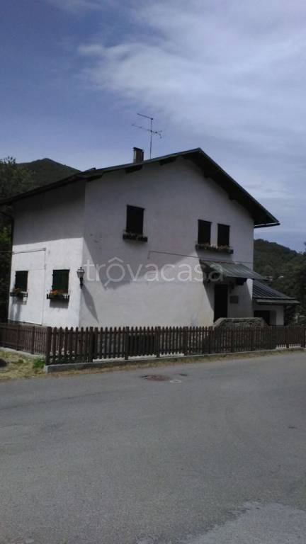 Casa Indipendente in in vendita da privato a Fiumalbo via Versurone, 194
