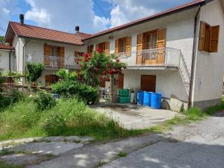 Casa indipendente in vendita a camerana borgata monte