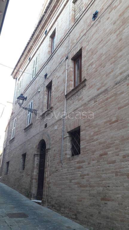 Appartamento in in vendita da privato a Montegiorgio via Cairoli, 1
