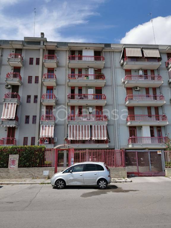 Appartamento in in vendita da privato a Bari via Giovanni Candura, 42