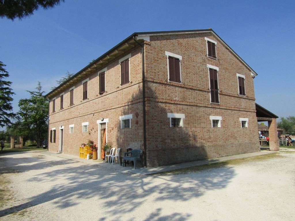 Villa in vendita a Jesi via Giulio Latini, 7