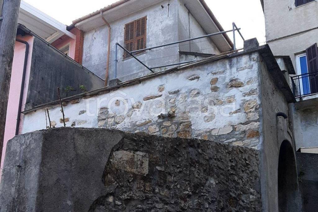 Casa Indipendente in in vendita da privato a Pontedassio via Roma, 7