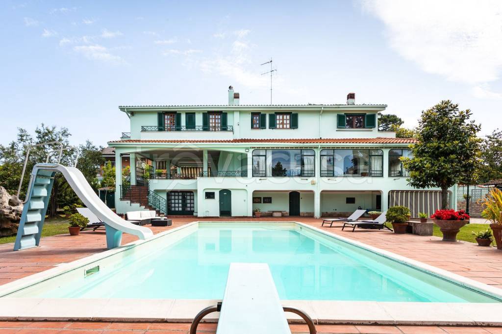 Villa in in vendita da privato ad Anzio via Palmarola, 7