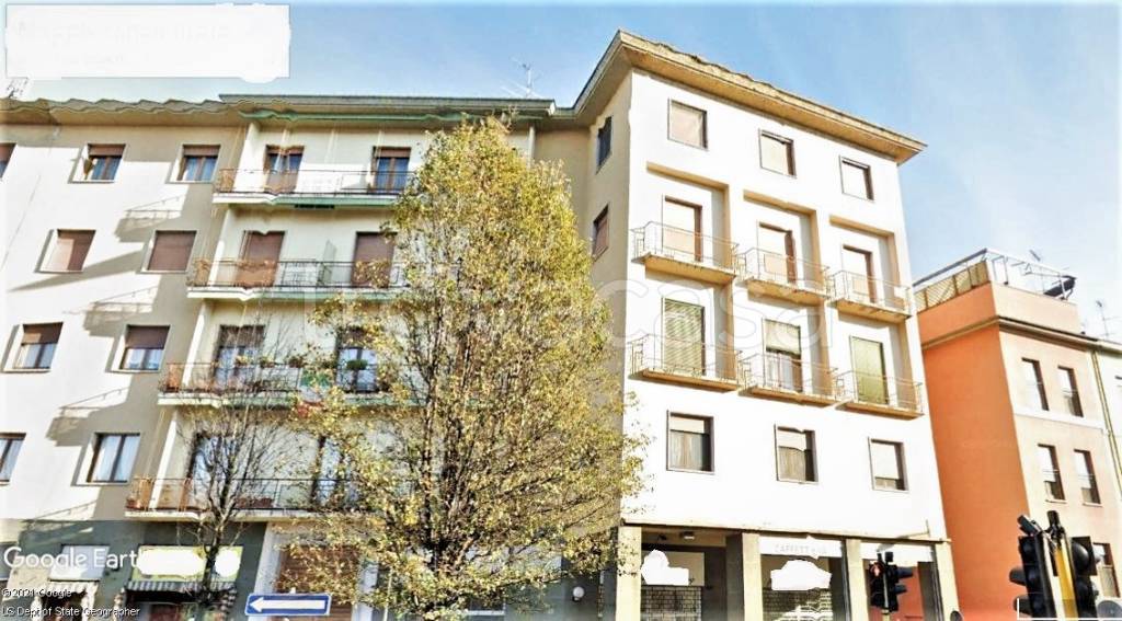 Appartamento in vendita a Cremona piazza Risorgimento, 37
