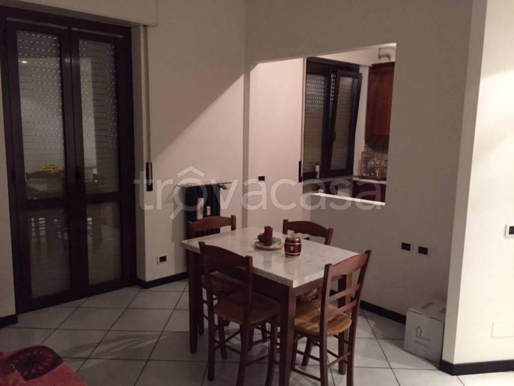 Appartamento in vendita a Olgiate Comasco via Roma