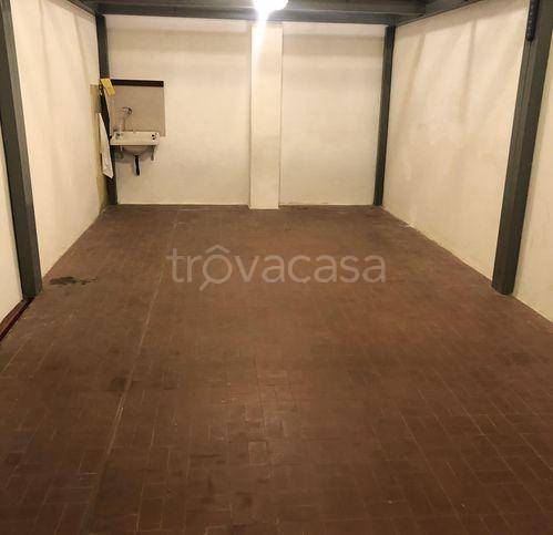 Garage in vendita a Recco via Vittorio Veneto