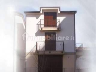 Villa in in vendita da privato a milano via rutilia, 22