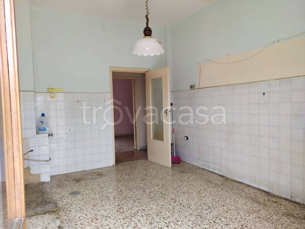 Appartamento in in affitto da privato a Caserta via Salerno, 50