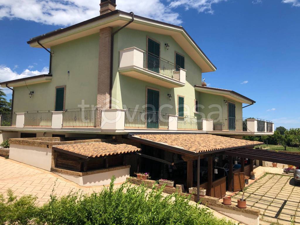 Villa in in vendita da privato a Petacciato strada Comunale della Marozza