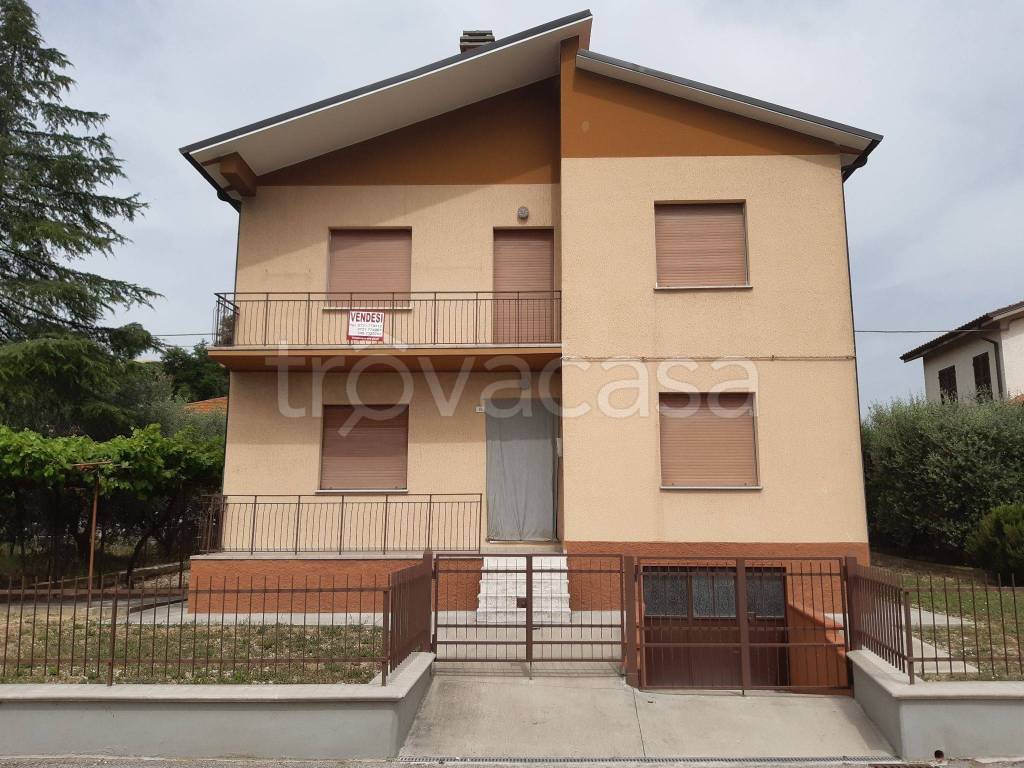 Casa Indipendente in in vendita da privato a San Lorenzo in Campo via Roncaglia