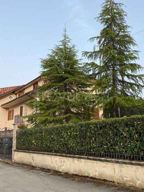 Villa Bifamiliare in in vendita da privato a Tagliacozzo via Martiri della Resistenza